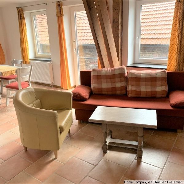 Stilvoll möbl. 3 Zi-Whng in Hofanlg,m. Badeteich, Nähe Klinikum - Photo 1