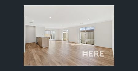 22 Ruby Rise, Alkimos, WA 6038 - Photo 4