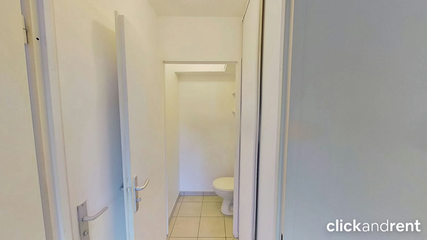 Charmant studio avec jardin privatif et place de stationnement – Stains (93240) - Photo 1