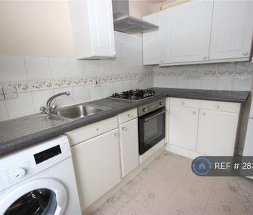 2 bedroom end of terrace house to rent - Photo 6