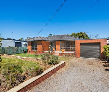 A Great Family Home! - Photo 5