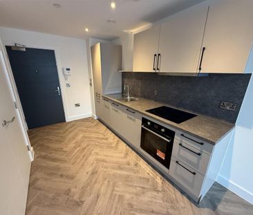 Studio to rent - Photo 6