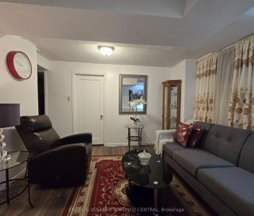 9 Shademaster Court #Bsmt - Photo 3