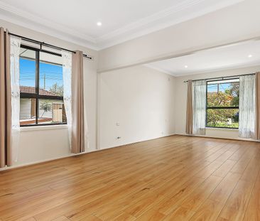 4 Thorne Avenue, Pendle Hill NSW 2145 - House For Rent | Domain - Photo 4