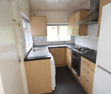 3 bedroom terraced house to rent - Photo 5