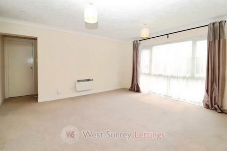 2 bedroom ground floor flat to rent - Photo 2