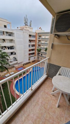 Alquiler de piso en Calle los Gases, 20 - Photo 4