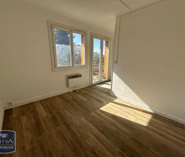 Location Appartement 2 pièces 46m² CARPENTRAS 84200 - Photo 1