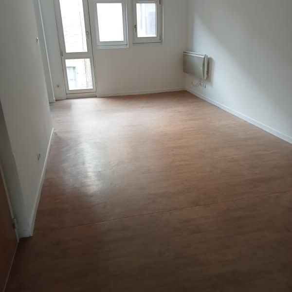 Appartement - T3 - CHATILLON SUR CHALARONNE - Photo 1