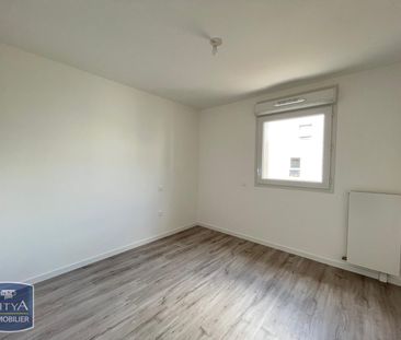 Location Appartement 4 pièces 82m² MONT ST AIGNAN 76130 - Photo 6