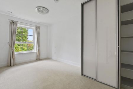 2 bedroom retirement property to rent - Photo 5