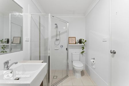 51 Floresta Crescent, Cameron Park NSW 2285 - House For Rent | Domain - Photo 5