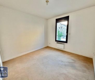 Location Appartement 2 pièces 45m² ST ETIENNE 42000 - Photo 2