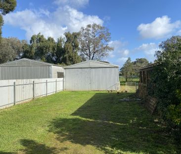 355 Hillier Road - Photo 4