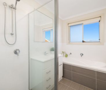 6 Westerman Street, Casey ACT 2913 - House For Rent | Domain - Photo 5