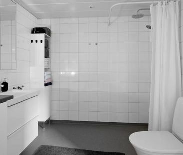Bandtraktorgatan, Angered - Photo 3