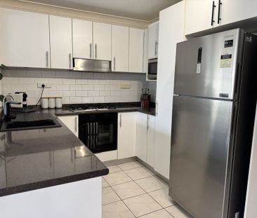 4 Windmill Place, Werrington Downs - Photo 2