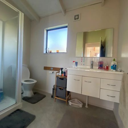 Cute and Cozy Unit - Photo 3