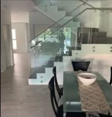 Revesby Heights - Photo 2