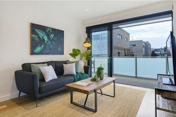 Easy Care Living in a Prime Central Location - Photo 1
