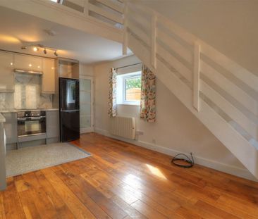 Foxtail Close, Stratford-Upon-Avon - Photo 2