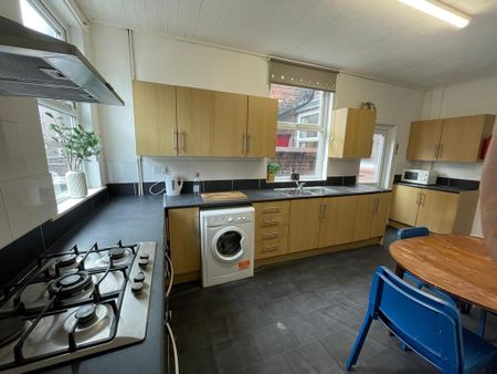 7 bedroom house to rent - Photo 2