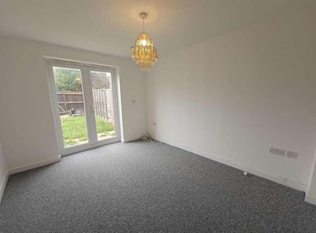 Molyneux Square, Hampton Vale, PE7 - Photo 2