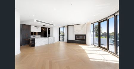 GLAMOROUS PENTHOUSE APARTMENT - Photo 3