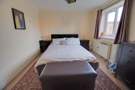 Himalayan Way, Watford - Photo 4