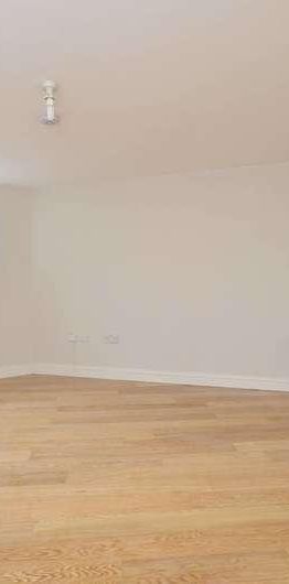 Electric Avenue, Brixton, SW9 - Photo 1