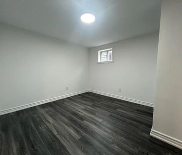 For Lease - 5 Hollydene Road Unit# B, Toronto, Ontario - Photo 6