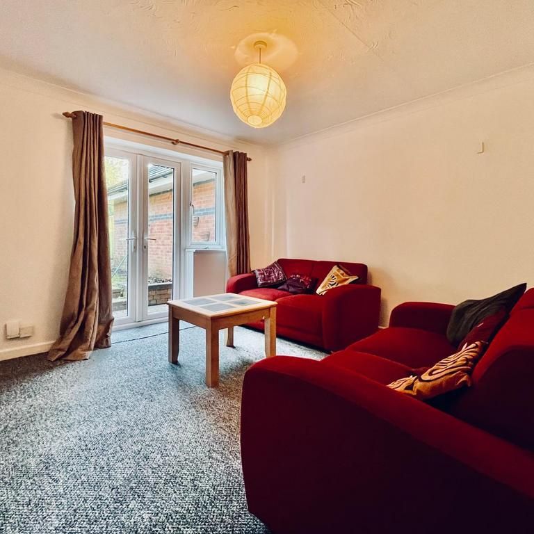 3 bedroom townhouse to rent - Photo 1