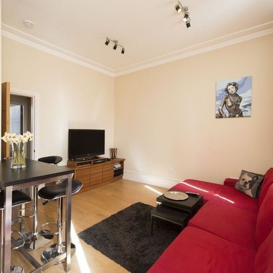 1 Bed Flat, City Road, EC1V - Photo 1