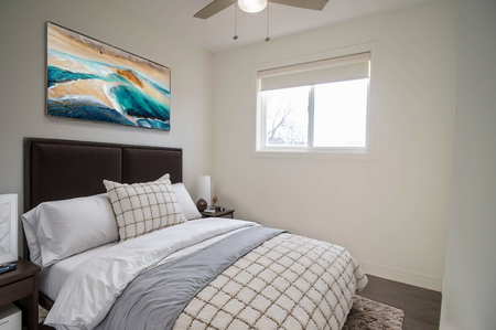 Bright 3-Bedroom Main Unit in St. Catharines! - Photo 4