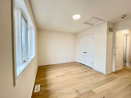 For Lease - 56 Bloom Crescent, Hamilton, Ontario - Photo 5