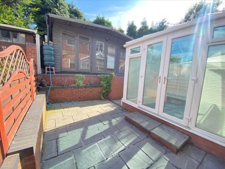 3 bedroom semi-detached house to rent - Photo 5