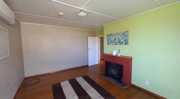 A Home with Personality! - Photo 1