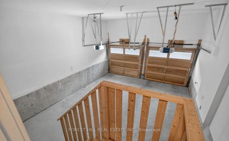 For Lease - 217 Sunset Vista Court, Aurora, Ontario - Photo 5