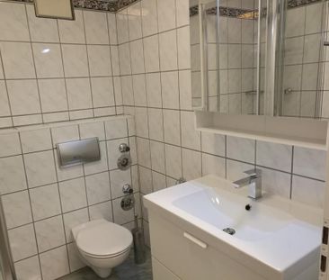 Apartment mit einem raffinierten Clou komplett möbeliert - Foto 1