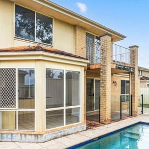 Rouse Hill - Photo 3