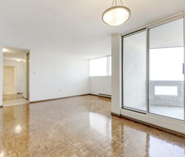 Spacious 2 Bedroom in Central Brampton - Photo 4