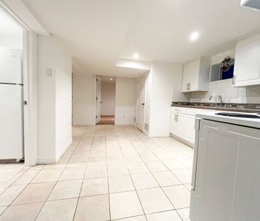 For Lease - 54 Rockport Crescent Unit# bsmt, Richmond Hill, Ontario - Photo 2