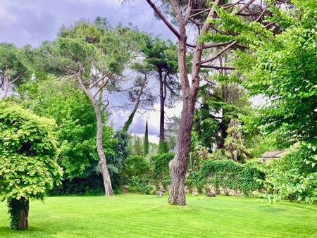 Luxury 5 bedroom Detached House for rent in Madrid, Autonomous Region of Madrid - Photo 2