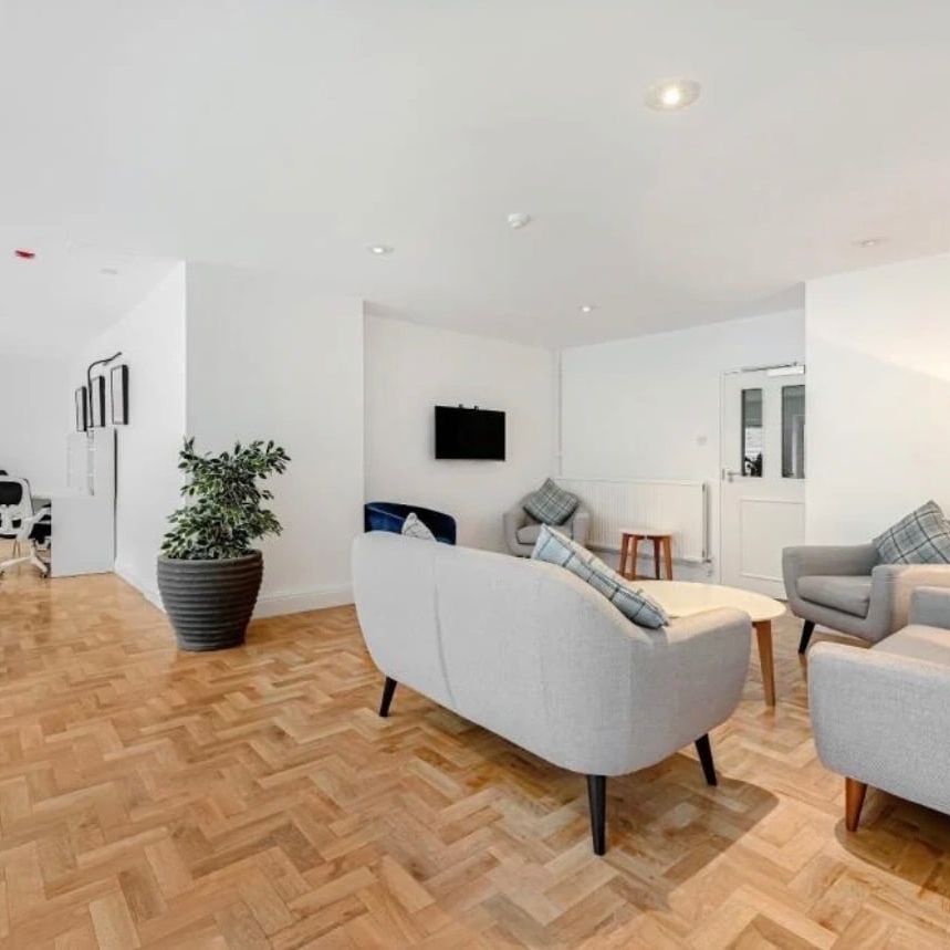 Room in a Shared Flat, Kimmerston House, SW1P - Photo 1