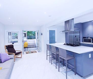 For Lease - 151 Chaplin Crescent Unit# WALK OUT LOWER, Toronto, Ont... - Photo 3