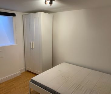 2 Bed Flat, William Street, RG1 - Photo 2