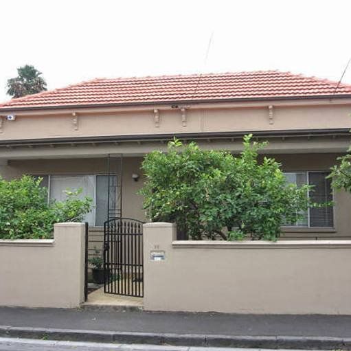 WALKING DISTANCE TO CHAPEL STREET!! - Photo 1