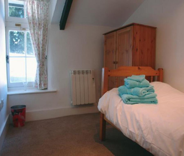 2 bedroom semi-detached house to rent - Photo 2