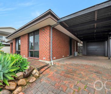 Open The Door to Coastal Comfort - Photo 4