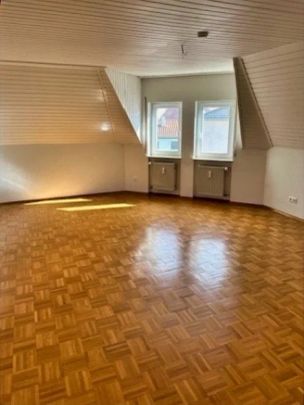 Helle 3-Zimmer-Wohnung direkt im Ortskern von Östringen! - Foto 1